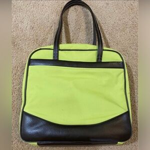 Scrapbook organizer bag